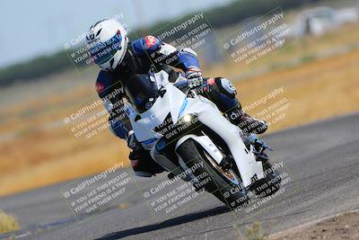 media/May-22-2023-Fastrack Riders (Mon) [[ae7626d9d8]]/Level 1/945am (Sweeper)/